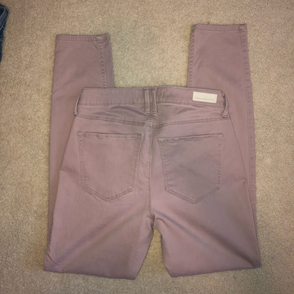 A&F Mauve Colored Jeans - image 5